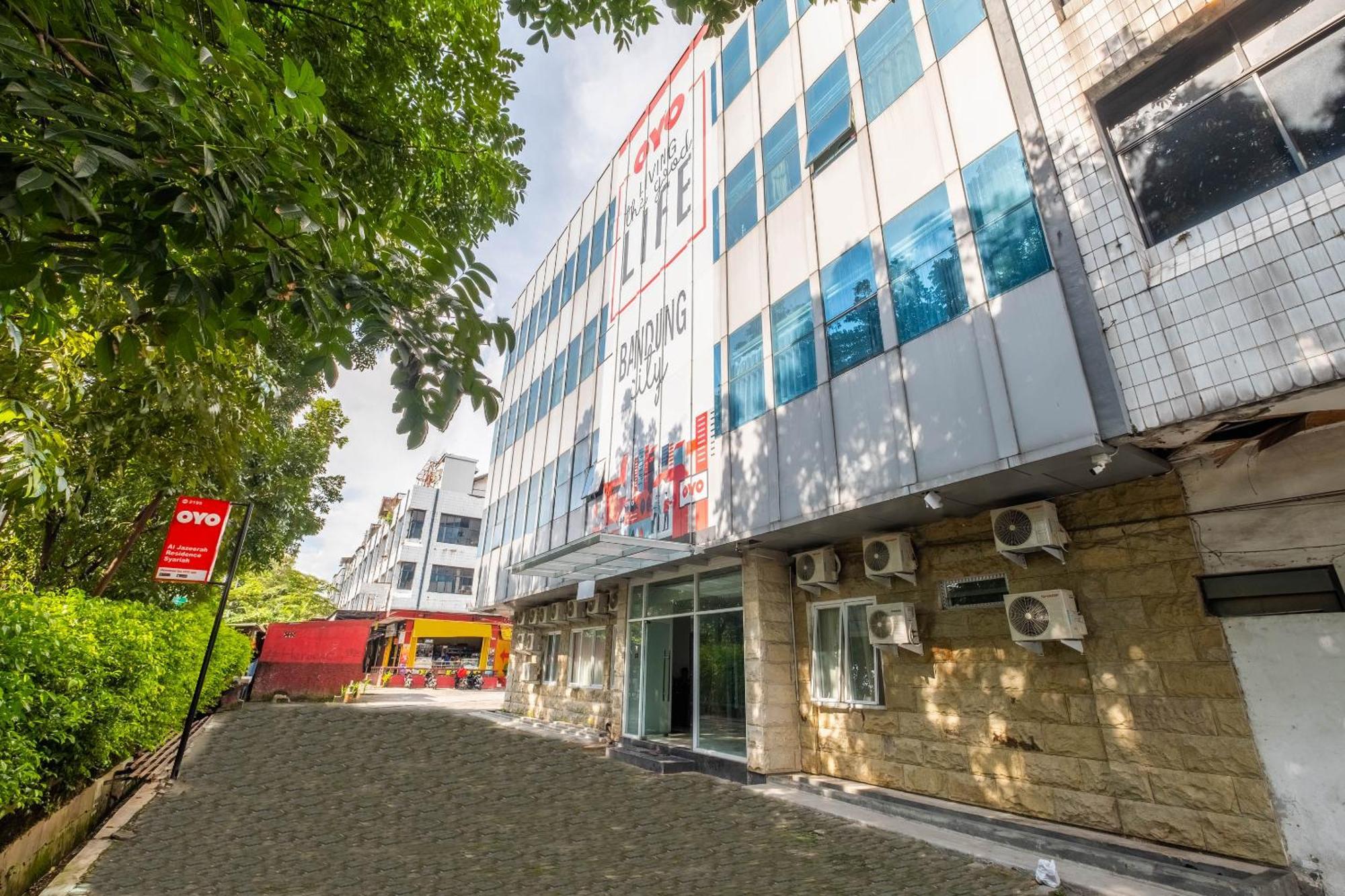 Oyo Living 2195 Al Jazeerah Residence Syariah Bandung Zewnętrze zdjęcie